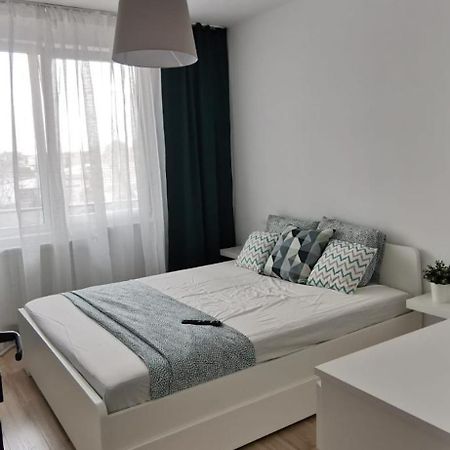 Apartamento Cellini Bucarest Exterior foto