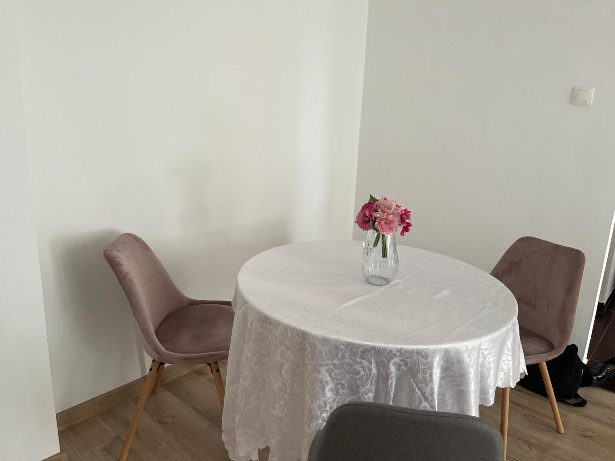 Apartamento Cellini Bucarest Exterior foto