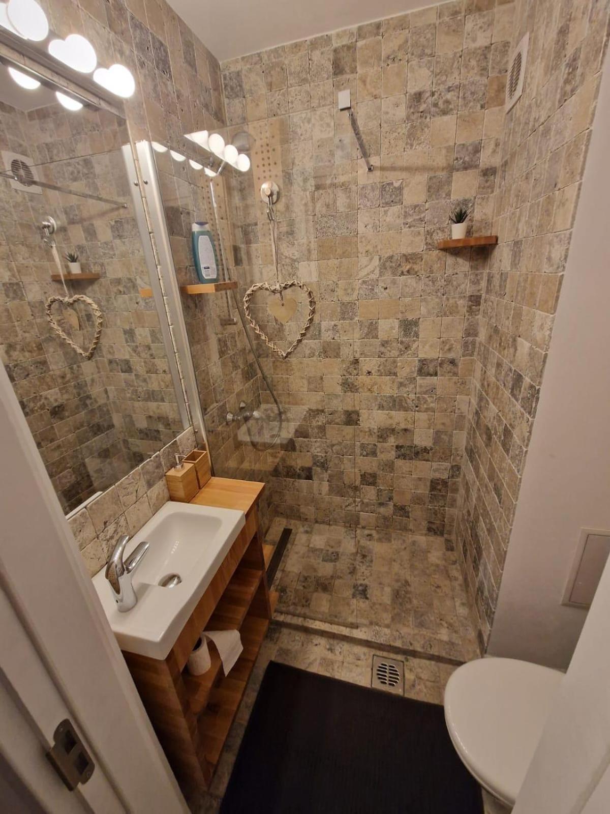 Apartamento Cellini Bucarest Exterior foto